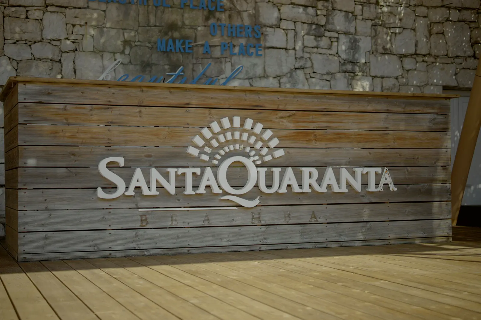 Beachclub Santa Quaranta – direkt an der Küste von Saranda